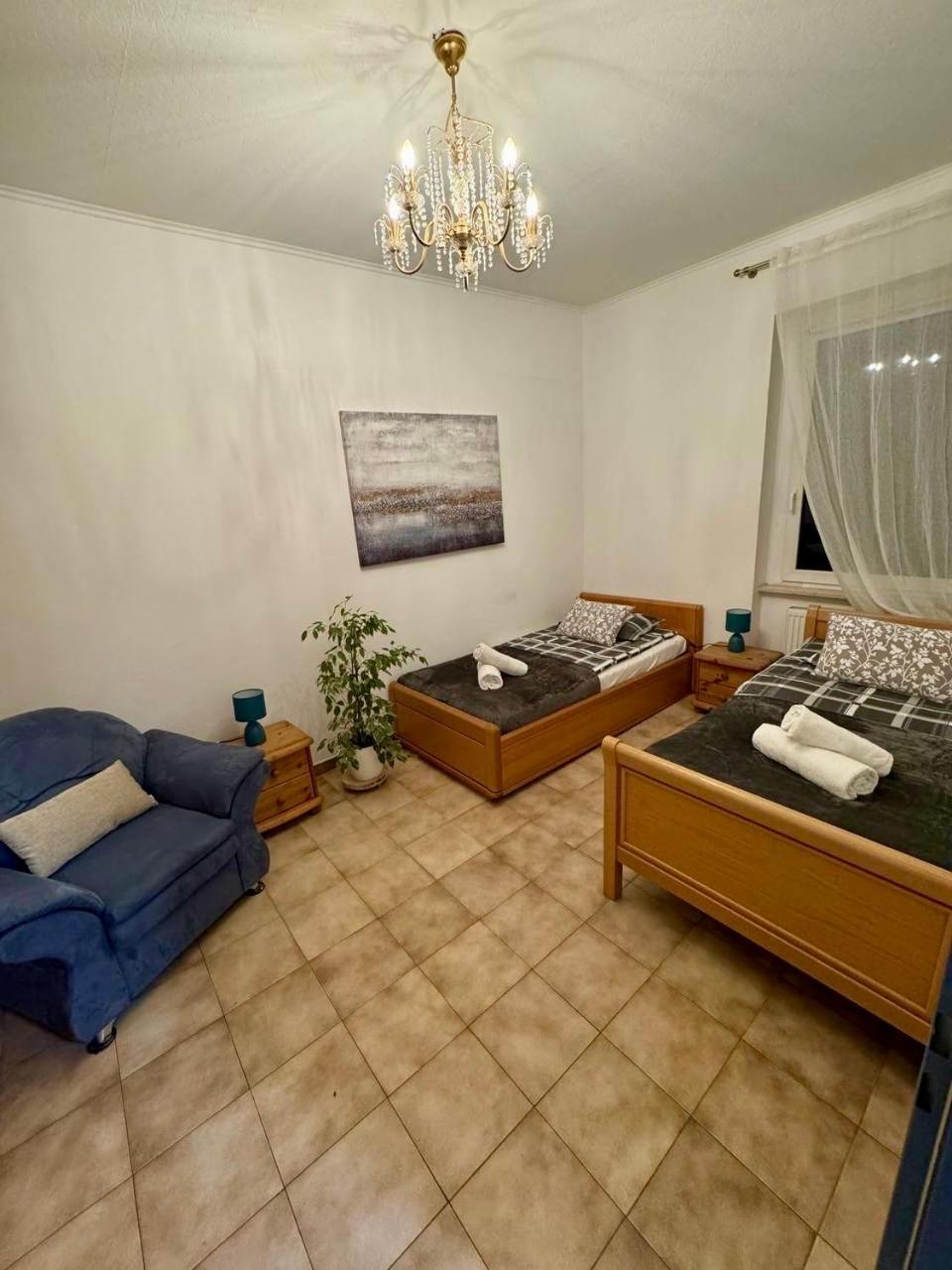 Elsasser Haus - 2 Zimmer, 4 Betten, 5 Personen, Kontaktloses Einchecken, Netflix Wuppertal Buitenkant foto